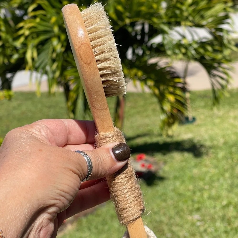 ESKER Natural Bristle Body Dry Brush with Rope Handle